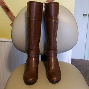 Liz Claiborne boots